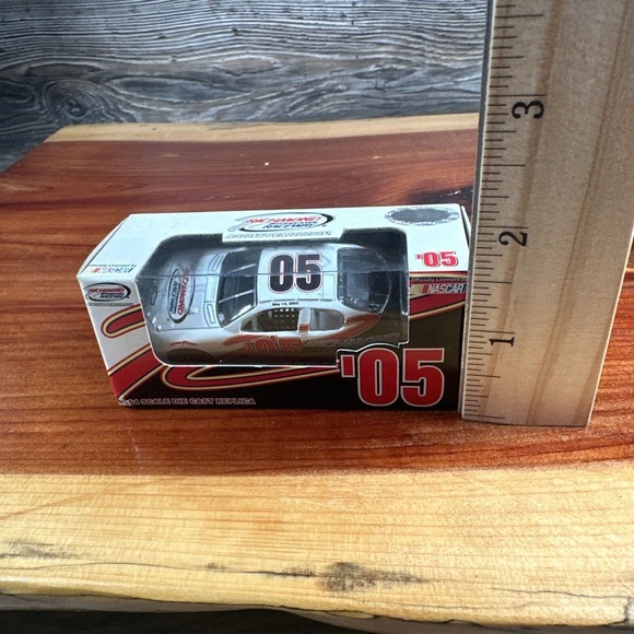 Richmond International‎ Raceway 05 Die cast Nascar 1:64 Team Caliber 2005 - Picture 7 of 7
